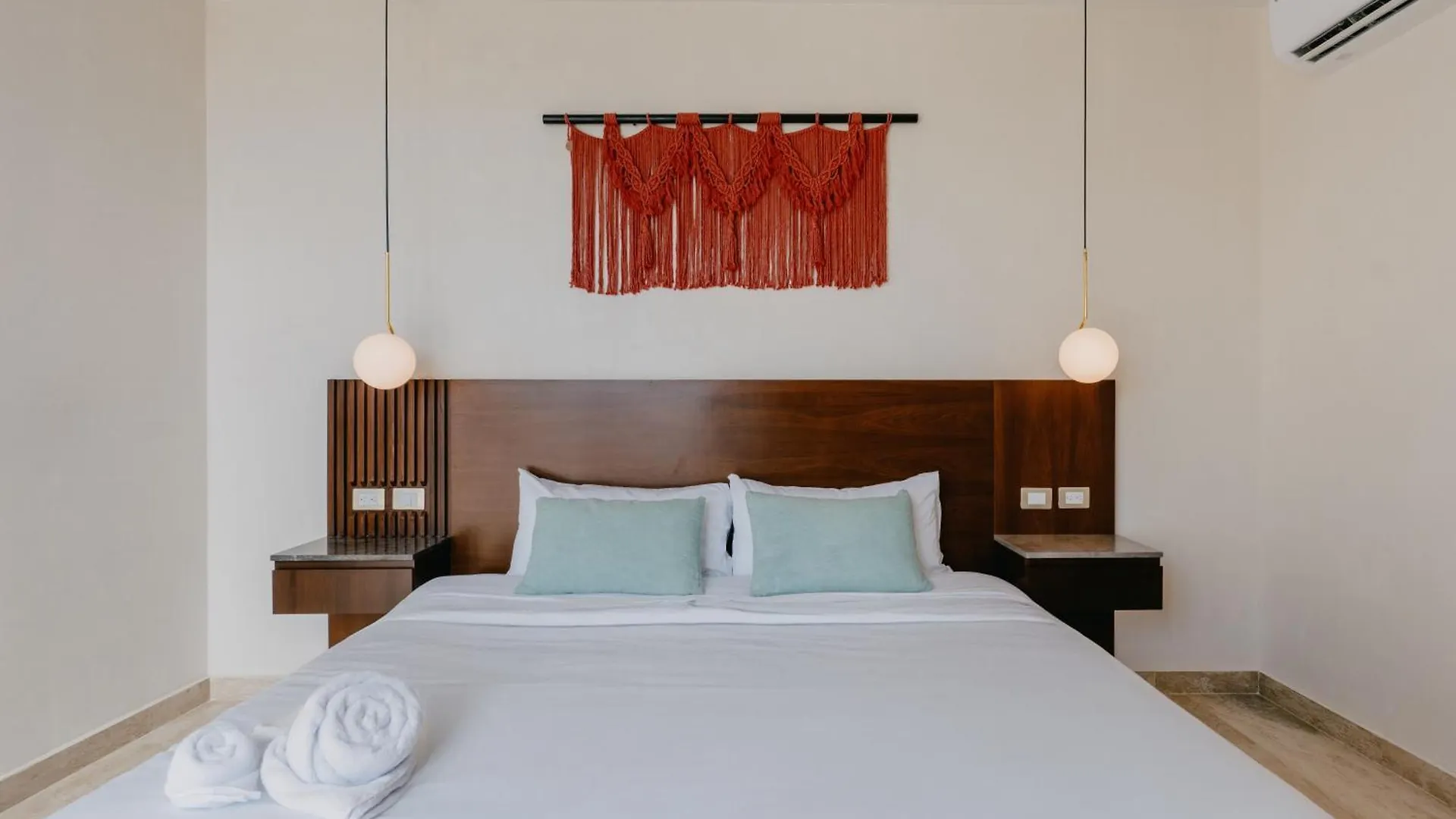Sleek Penthouse Escape With Rooftop Pool Apartmán Tulum